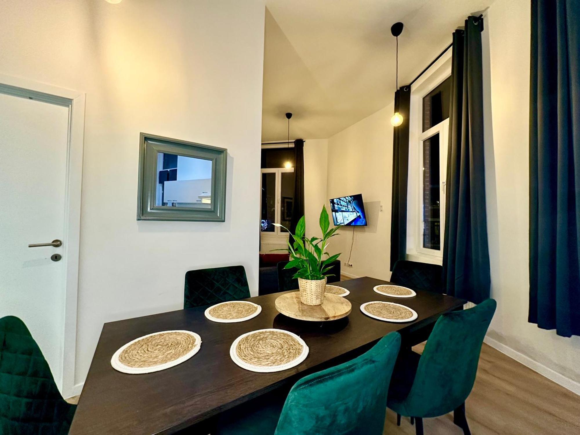 Luxury Suites Mons By Rikas Hotels Exterior foto